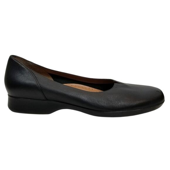 Naturalizer Women's Low Wedge Heel Black Leather Flats Size 9 - Picture 3 of 8